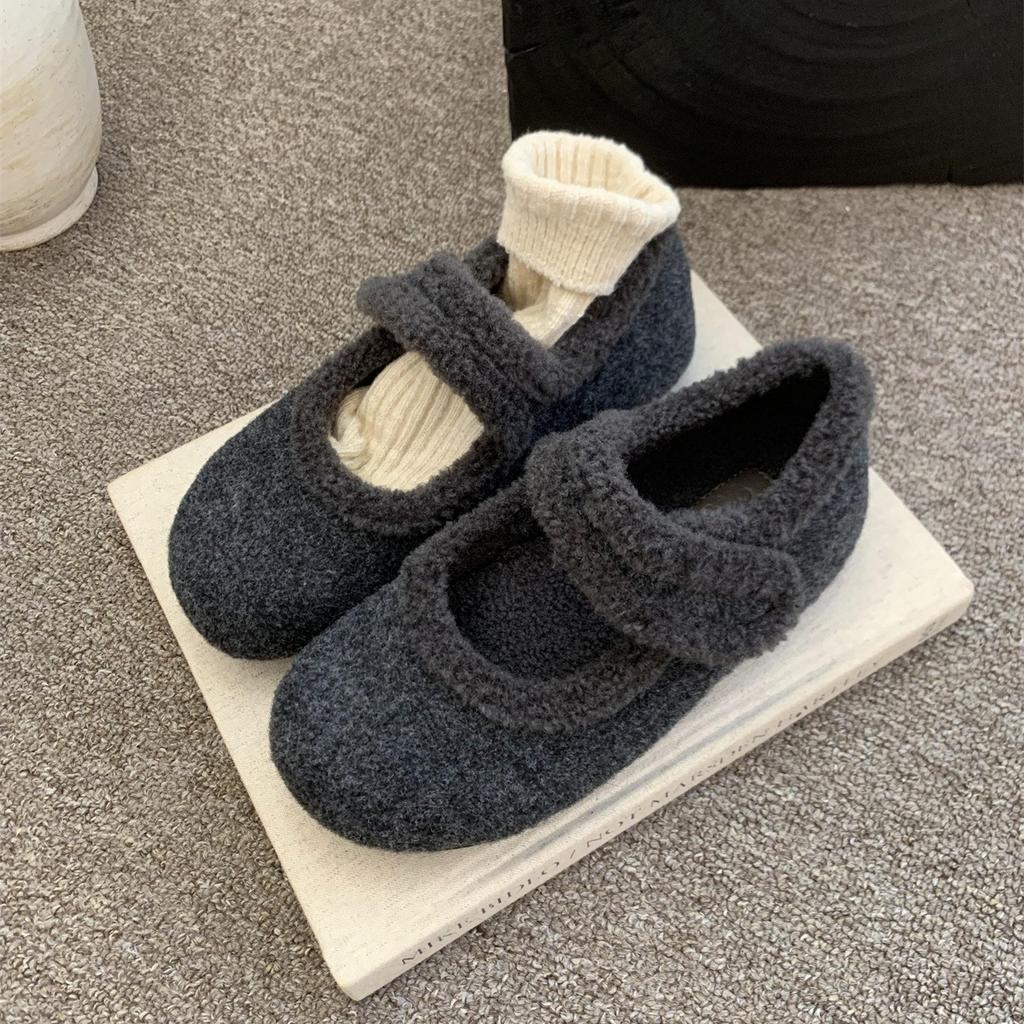 Fashion Winter Trend Women's Warm Plush Lined Round Flat Shoes 2025 Explosions Ankle Strap Casual Solid Color Non-slip Low-top Shoes.