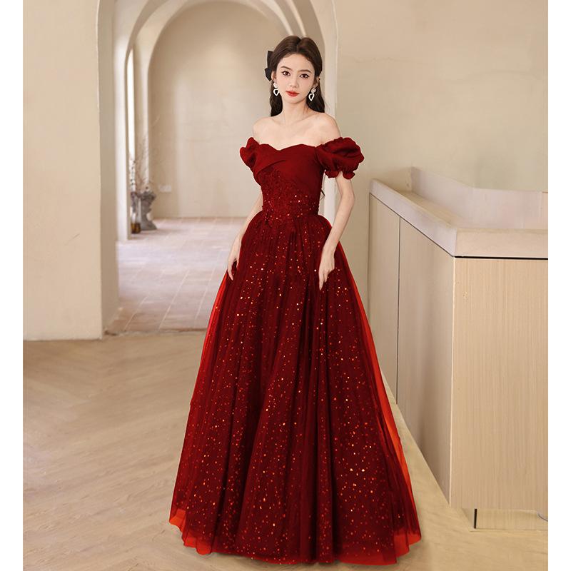 French Toast Kleid Braut 1011 Hochzeitskunst Test rotes Verlobungskleid Rock High-End Licht Luxus Nische High-End Fee