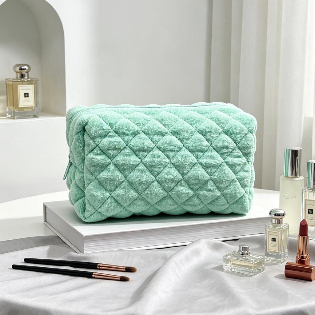 Plush Travel Toiletry Bag With Zipper For Women Storage Organizer