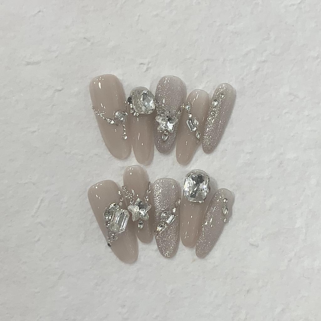 Shiny and Crystal Cat's Eye Oblique Flower Diamond Flower Sea Nail Sticker