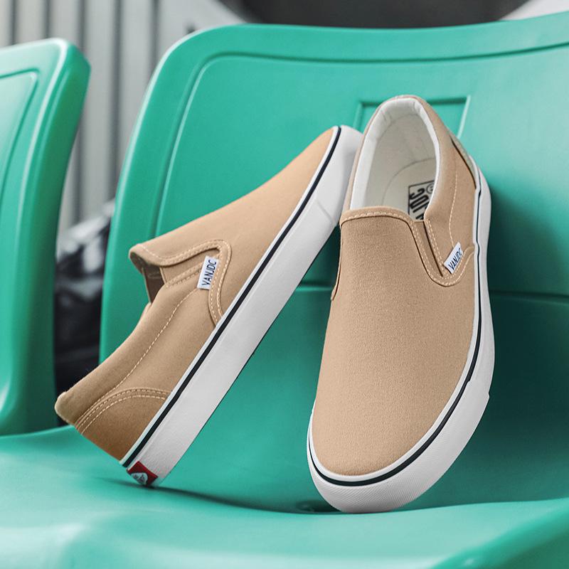2025 Spring Classic Slip-On Shoes: Women's Low-Top, Solid Color & Men's Korean Style Canvas Shoes