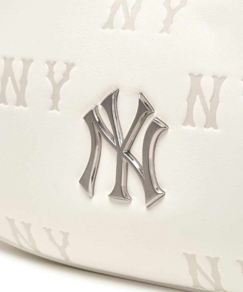 Mlb Classic Monogram Embossed Hobo Bag Ny (Cream)
