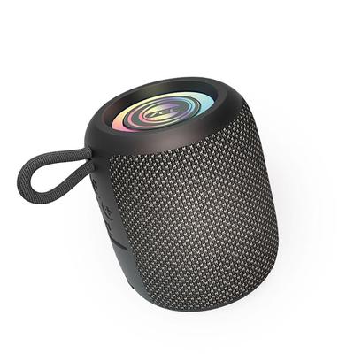 Draagbare Luidspreker Draadloze Bluetooth Luidspreker FM Radio LED Lichtring Subwoofer Stereo Surround Buitenluidspreker Ondersteunt TF Kaart afspelen