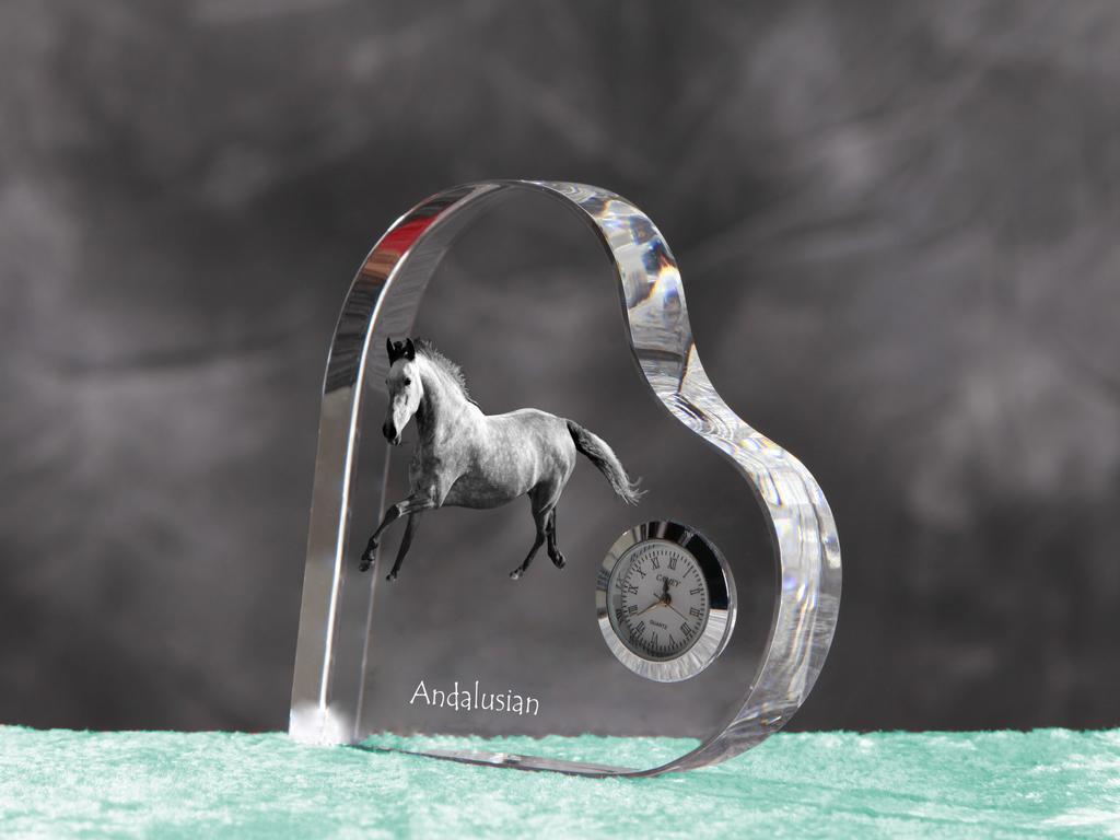 Andalusian – Crystal clock with a picture of a horse, heart-shaped shelf clock | Art-Dog