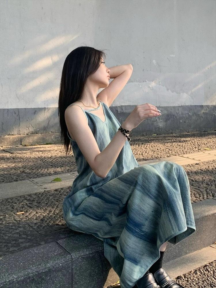 Smudge Blue Gradual Change Suspender Dress Summer Dopamine Wear Women's Summer V-neck Thin Mori Dress