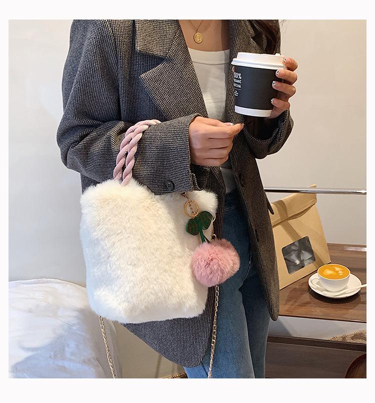Women's Korean Style Fluffy Handbag - Cute, Simple, and Sweet Underarm Crossbody Bag for Autumn and Winter In Snow White