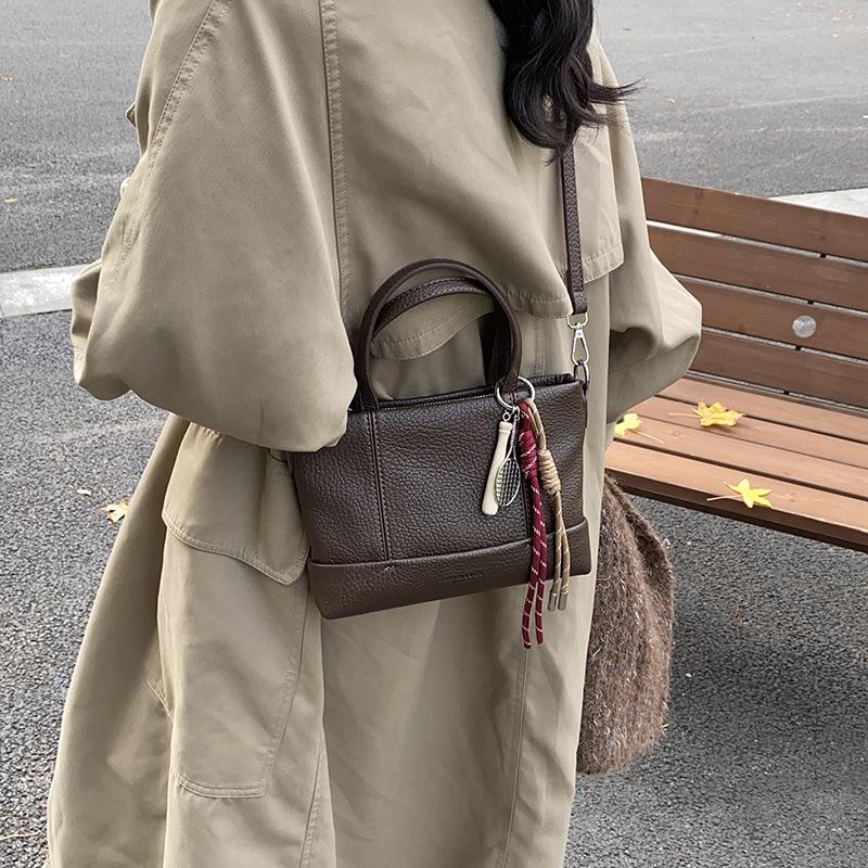 

2025 узор личи новая сумка женская сумочка практичная премиальная сумка через плечо кроссбоди женская сумка 24*5*16