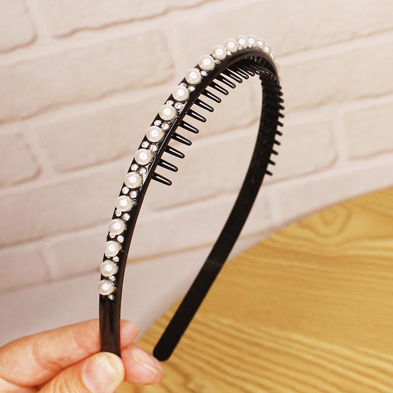 Pearl hair fixer headband with a wavy retro hair clip internet hot new classic style headband with hair comb чёрный