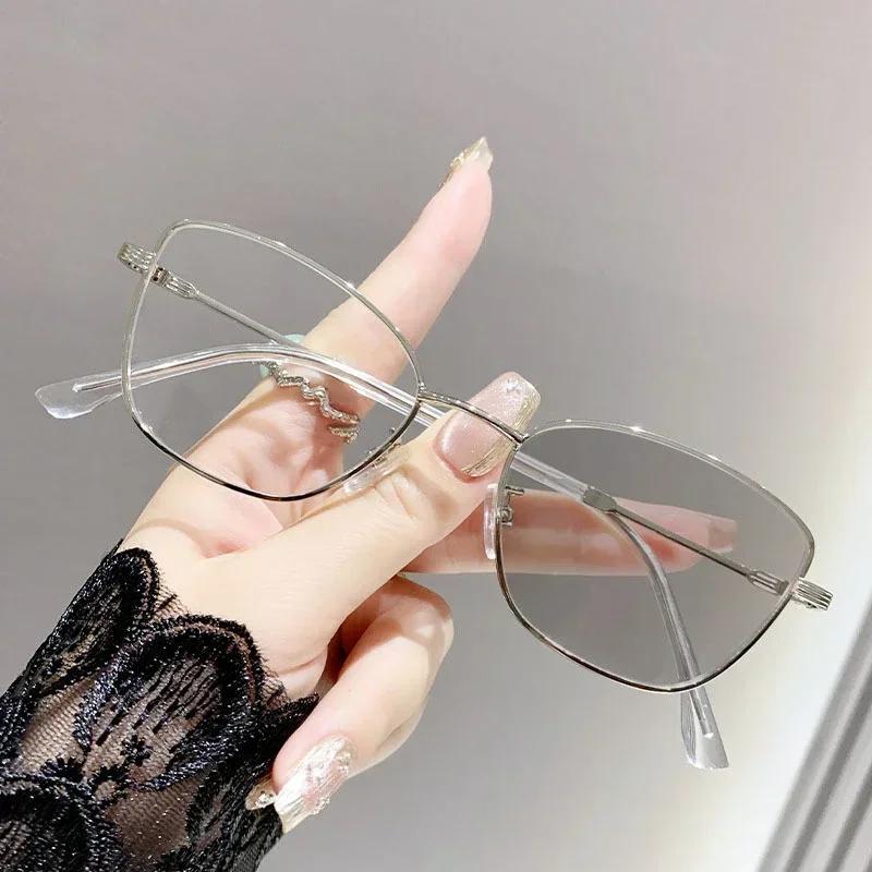 Metal Frame Color Changing Near Sight Eyewear Cat Eye Photochromic Myopia Glasses Fashion Anti Blue Light  Minus Diopter Glasses