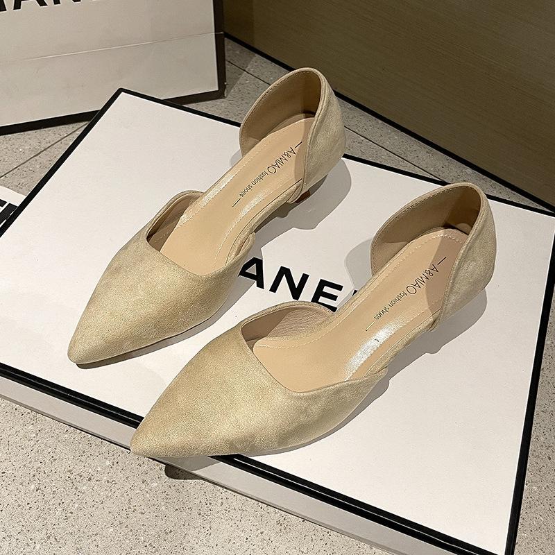 French temperament evening pointed head back low heel single shoes women's new skirt fairy yellow bag head sandals women's summer