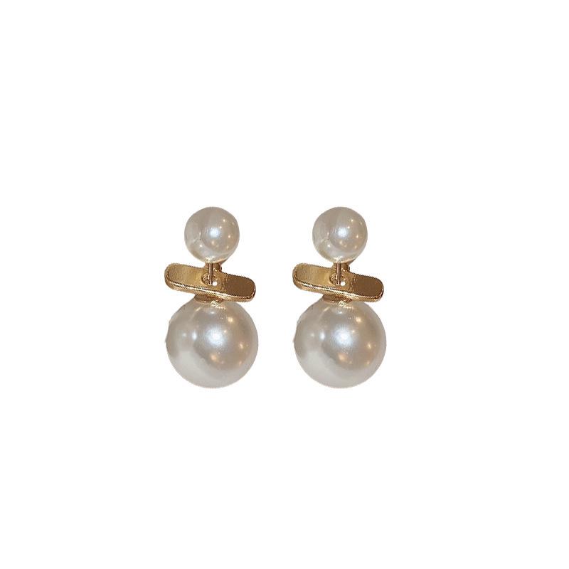 Silver Needle Luxury Pearl Heart Stud Earrings - Versatile, Fashionable Court Style