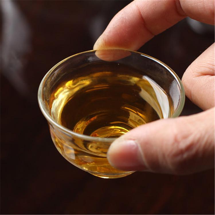 Heat-Resistant Transparent Glass Tea Tasting Cups, 10 per Box, Machine-Made Small Cups for Advertising Gifts.