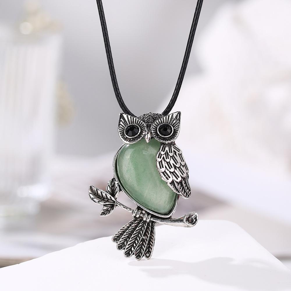 Ciondolo in cristallo naturale, collana gufo intarsiata con ametista, gioielli, Regalo di Natale, Regalo di San Valentino, Regalo per fidanzata, Regalo di compleanno