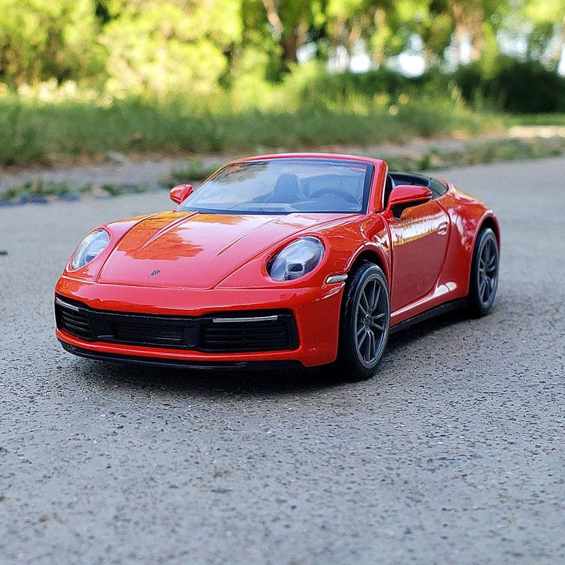 1:32 Porsche 911 Carrera Cabriolet Legierung Muscle Car Modell Sound und Licht Pull-Back Kinderspielzeug Sammlerstücke Geburtstagsgeschenk