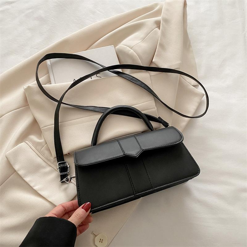 

Маленькая сумка женская 2025 весна новая портативная сумка для мамы модная и простая на плечо через плечо чёрный