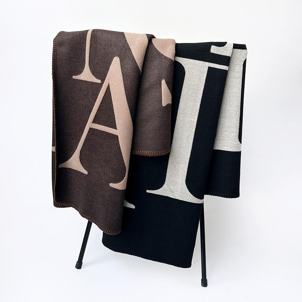 High-end wool shawl scarf autumn and winter fashion light luxury letter high-end scarf cape thickened warm shawl