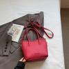 Popular small bag women's new versatile messenger bag high-end handbag bucket bag
