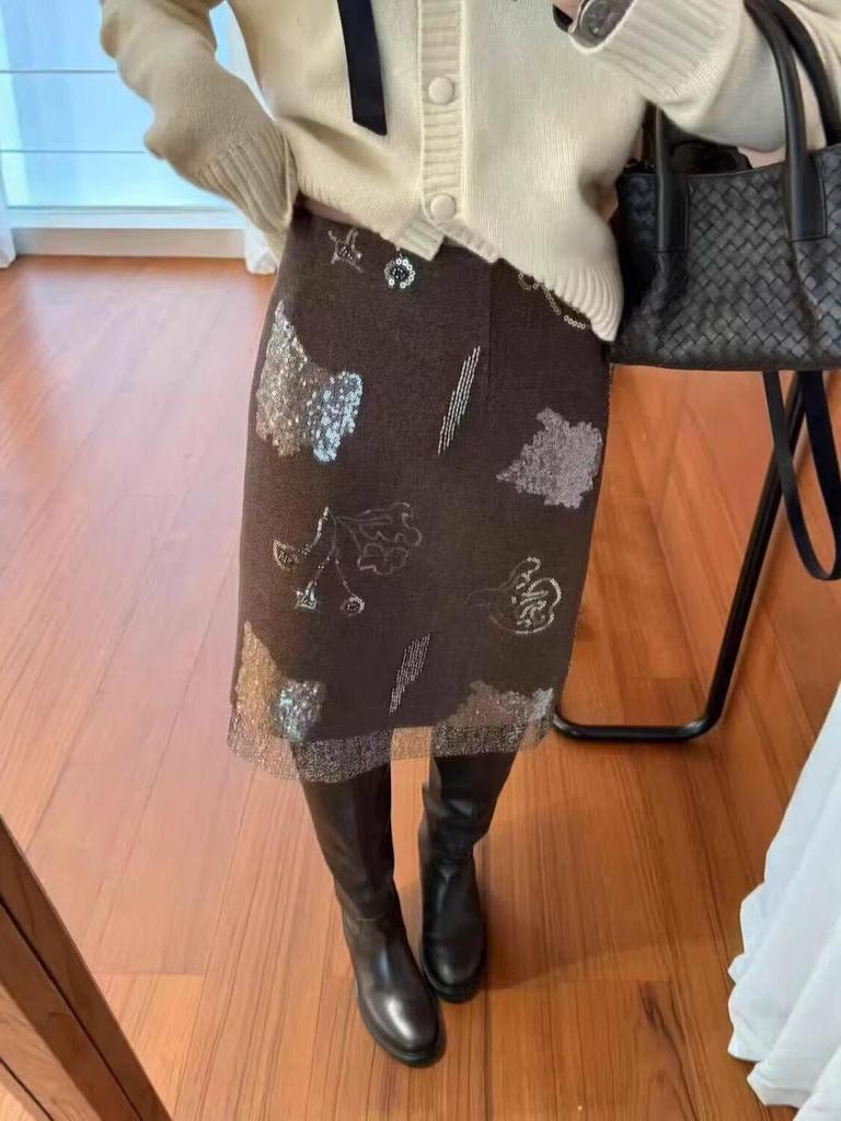 Elegant Old Money Heavy Embroidered Beaded Pencil Skirt - Quiet Luxury for Women