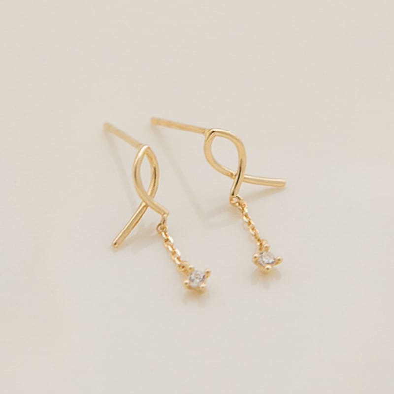 LUNNE 14k Ribbon Cubic Drop Earrings (14k Gold) #ES20