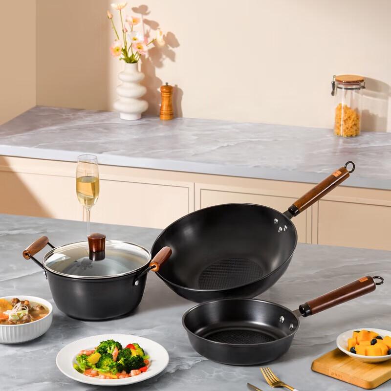 Sanhe T321 Nitrided Hammered Iron Cookware 3-Piece Set
