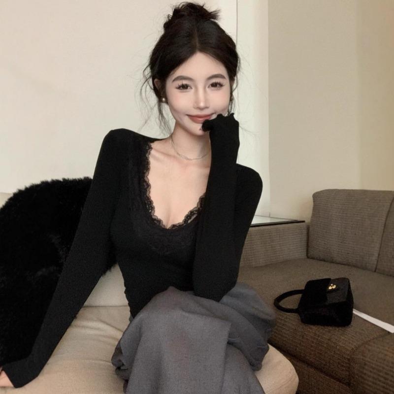 Lace Bottoming Shirt for Women in Autumn Winter New Style Long-sleeved T-shirt Pure Desire V-neck