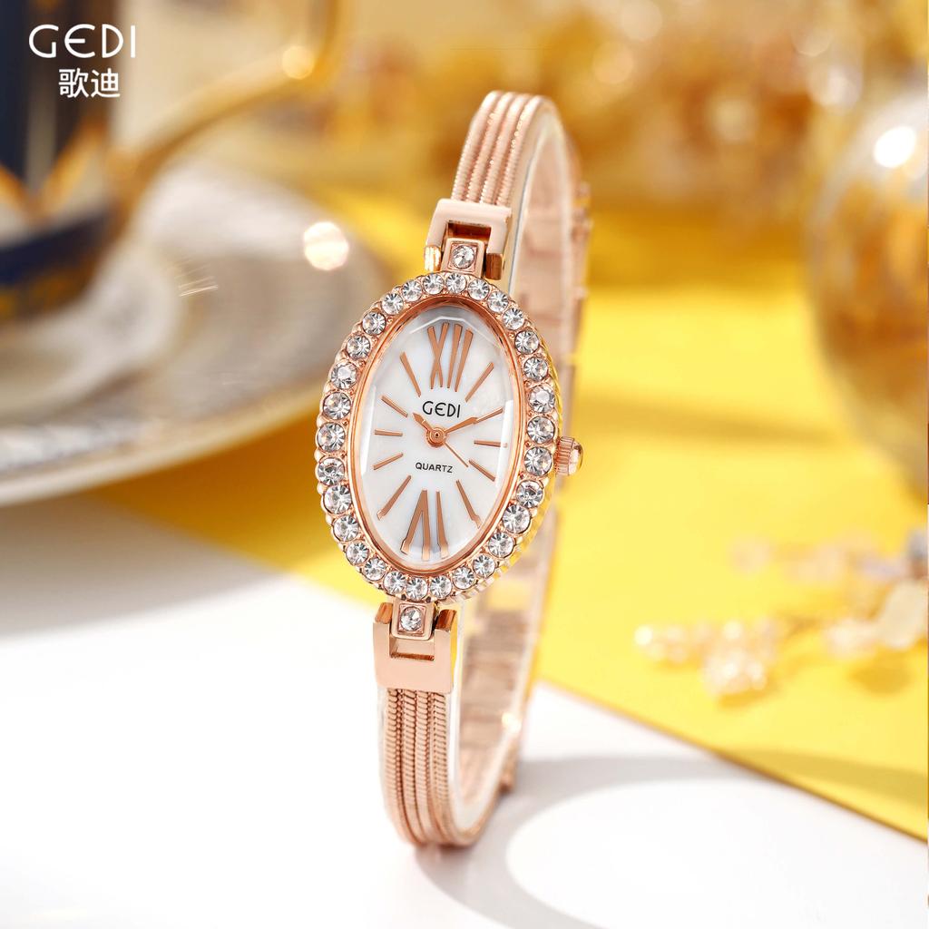 Full Diamond Personality Niche Oval Small Plate Ladies Light Luxury Fashion Waterproof Bracelet Quartz Watch