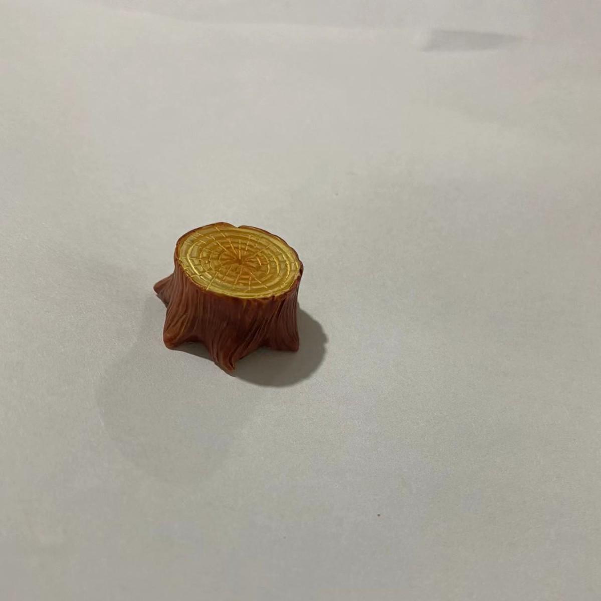 

Creative Resin Tree Stump Ornament for Moss Micro Landscapes