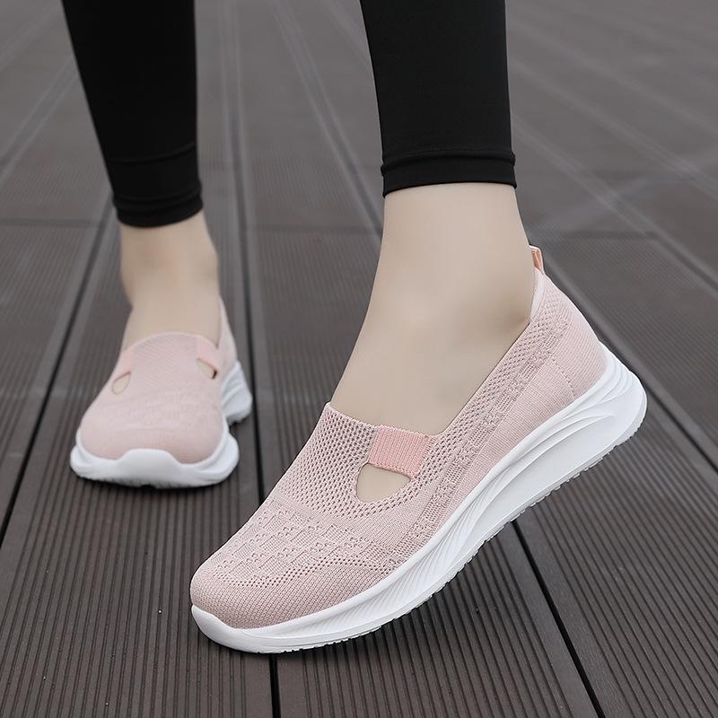 Flying woven mesh elderly shoes women's shallow mouth mother shoes are breathable and lightweight in summer grandma middle-aged and elderly non-slip
