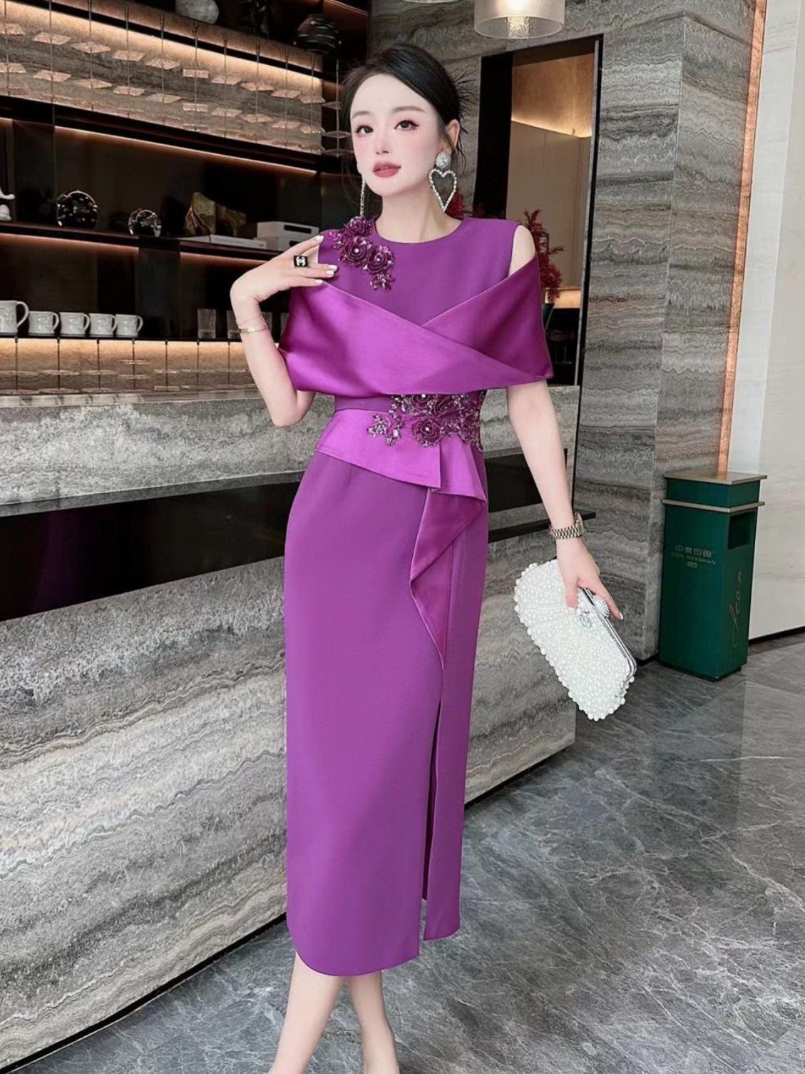 

Nanyou Elegant Beaded Evening Dress for Mothers and Mother-in-Laws - Perfect for Weddings and Banquets M