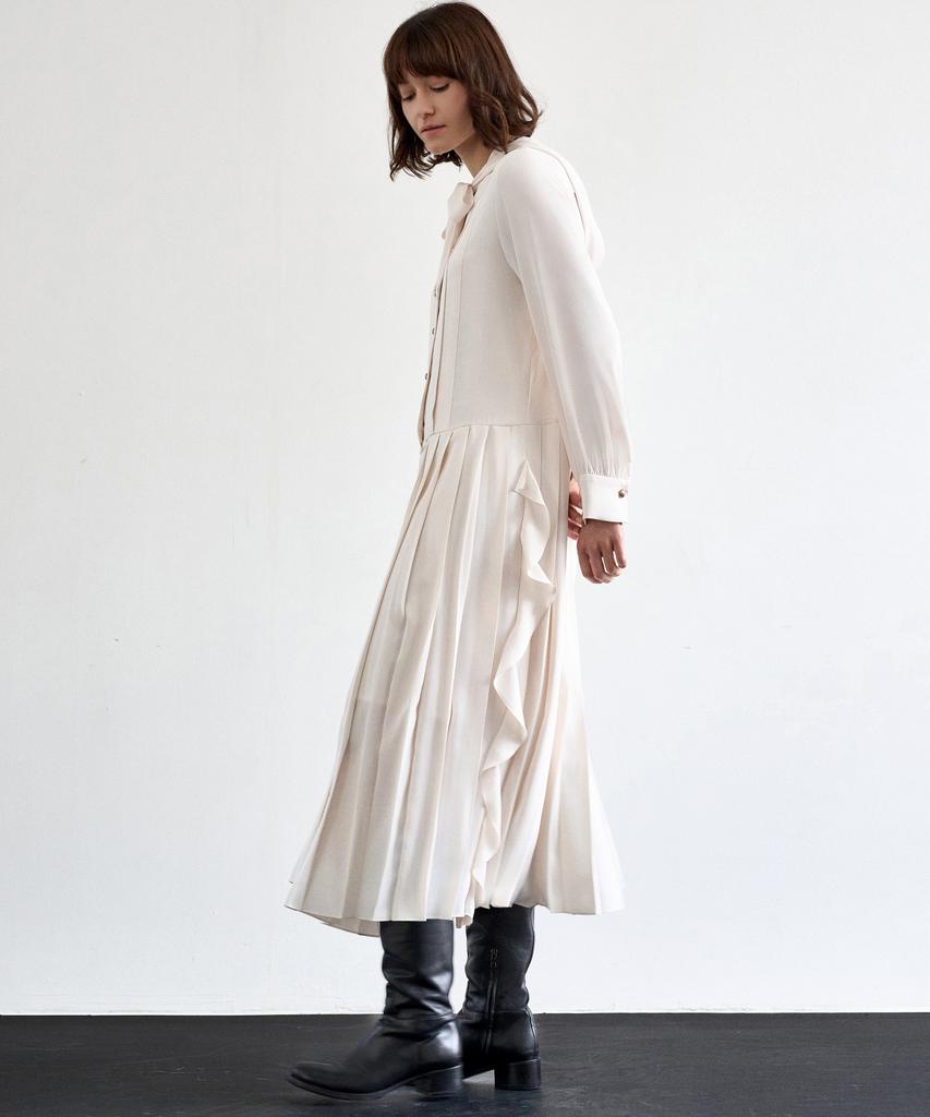 Mite Hood Pleats Dress_Cm