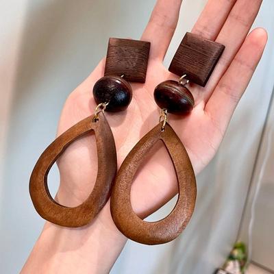 Retro Oval Wooden Earrings: Niche Ethnic-Style Dangle Jewelry for Women