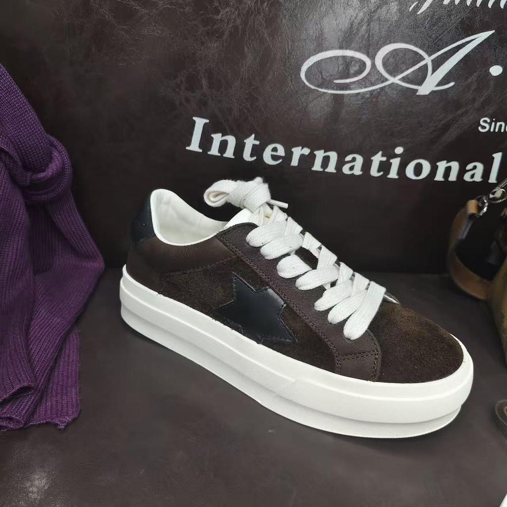 Women's Retro Star Cowhide Sneakers - Autumn 2025 Collection