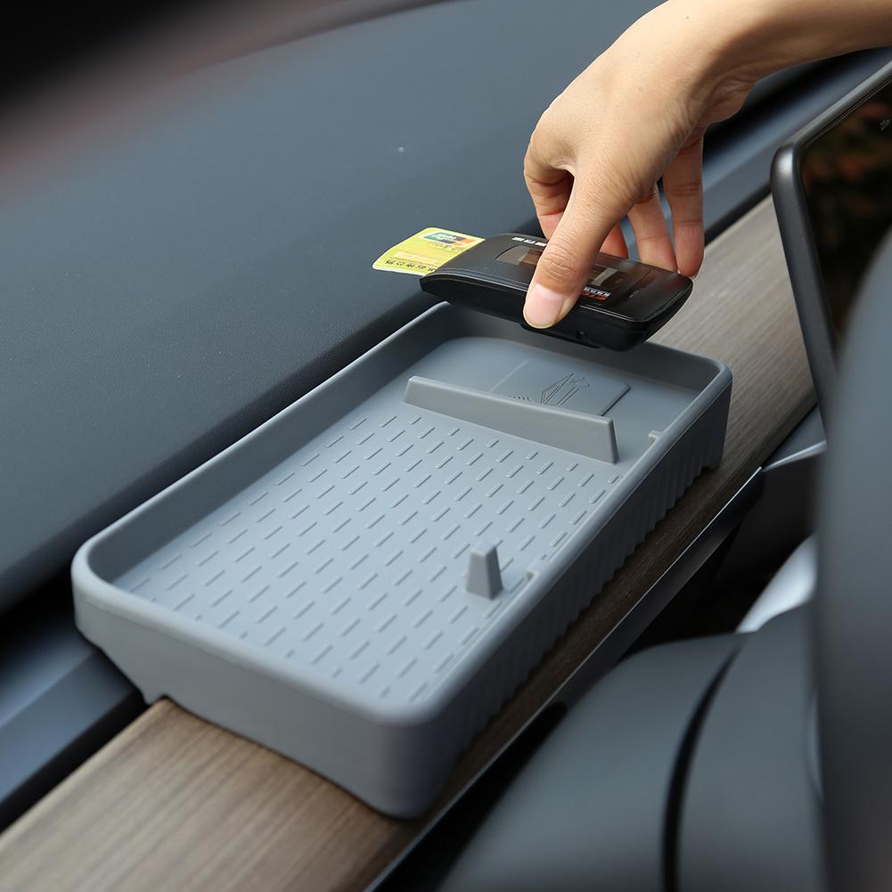 Magnetic Hidden Tray Dashboard Storage Box Silicone Tissue Glasses Storage Case Auto Sundries Organizer Tray for Tesla Model 3 Y nero
