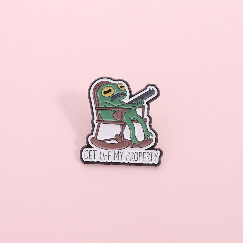 GET OFF MY PROPERTY Enamel Pins Cartoon Green Angry Frog in Chair Brooches Lapel Badges Funny Quotes Jewelry Gift for Friends