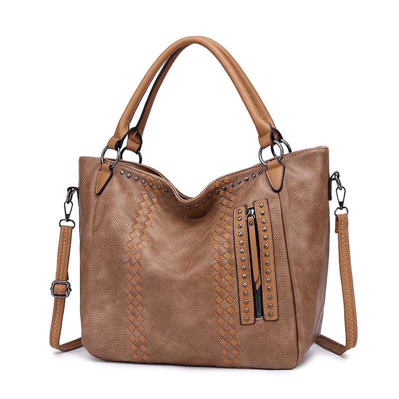 High Capacity Shoulder Bags Women's Fashion European American Retro Rivet PU Leather Trend Versatile Lady Tote Bag Crossbody Bag
