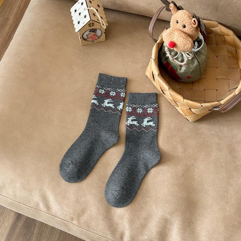 Grey Socks, Women's Retro Deer Cotton Socks, Mid-calf Socks for Autumn and Winter, Ethnic Style, Pile Long Calf Socks