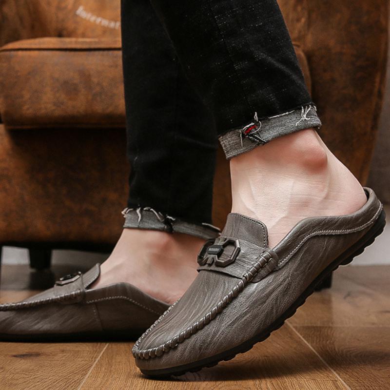 Fashion Designer Men Slippers Luxury Leather Casual Shoes for Men Breathable Soft Soled Loafers Fashion British Style Men Half Slippers