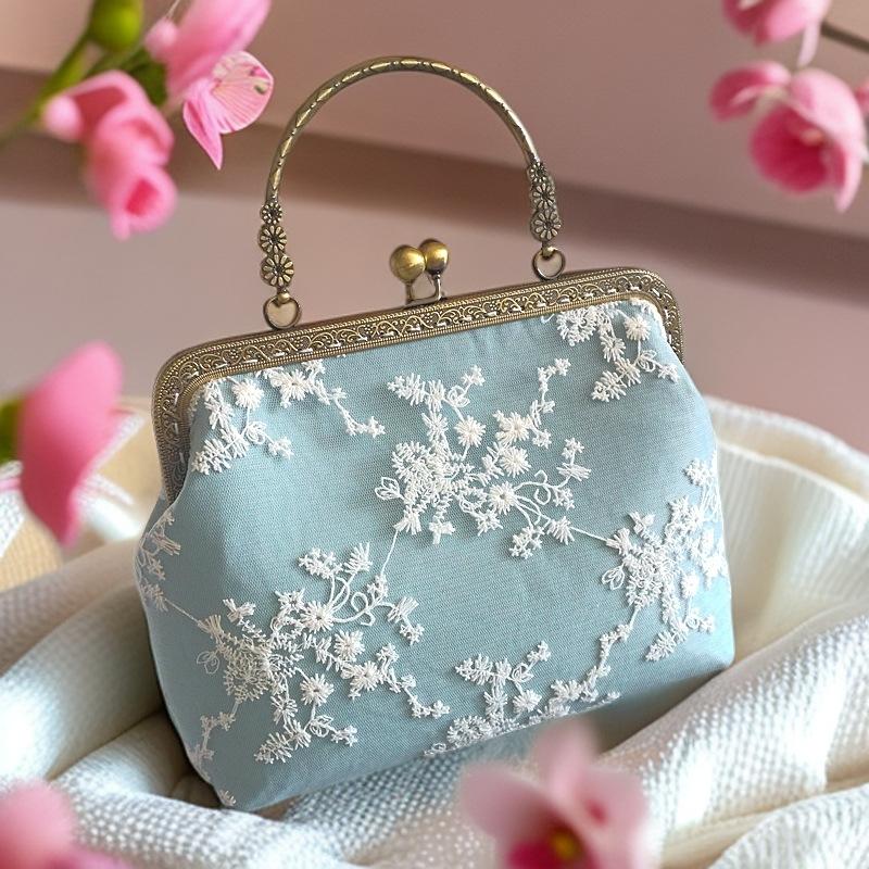 Chinese Style Lace Embroidery Handbag Vintage Metal Handle Kiss Lock Bag Elegant Floral Wedding Party Purse Retro Chic Tote
