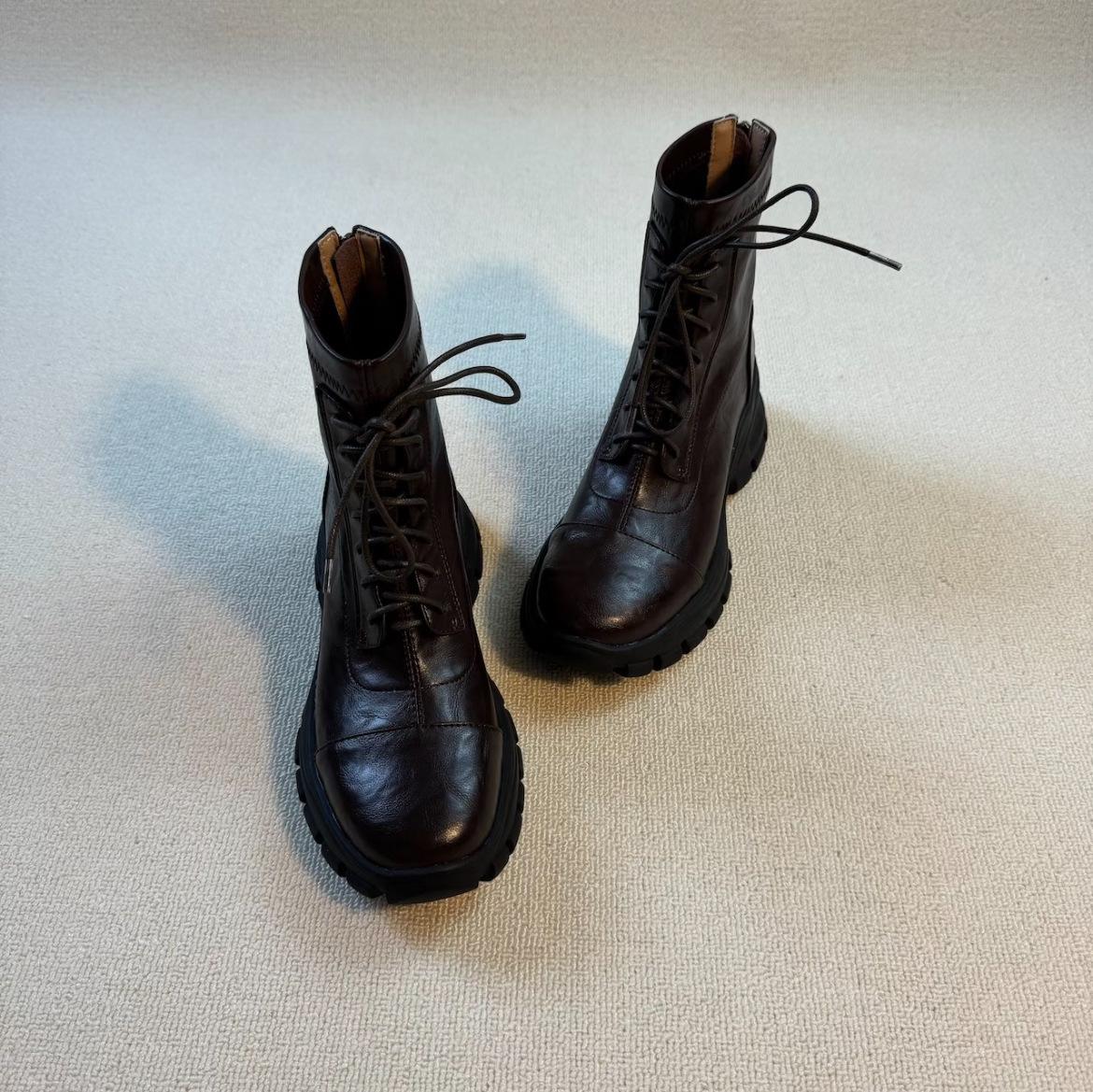 

Kusa Martin British style small man ultra-light thick bottom heightened 7CM comfortable and breathable zipper elastic and thin 40