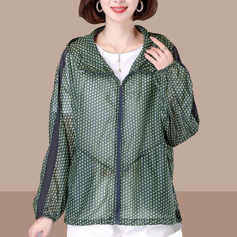 Protectores solares de verano para mujer, abrigo holgado, moda de talla grande, Joker, camisa de protección solar para mujer, chaqueta con capucha, Tops de tendencia para mujer