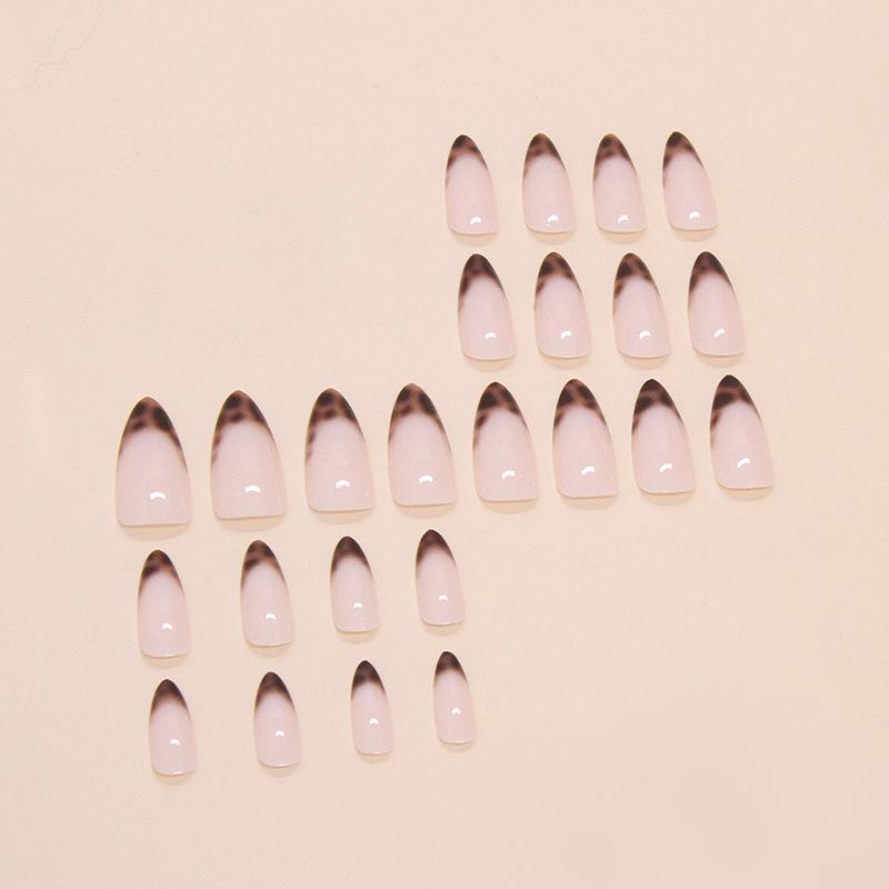 Europeiska och amerikanska lösnaglar enkel enfärgad bärbara nagelbitar lösnaglar Fransk leopardmönster avtagbara nagelbitar 24 stycken