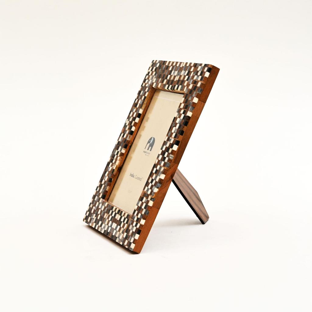 Schachbrettmuster Fotorahmen – Großer 5x7 Handgefertigter Knochenintarsien-Rahmen