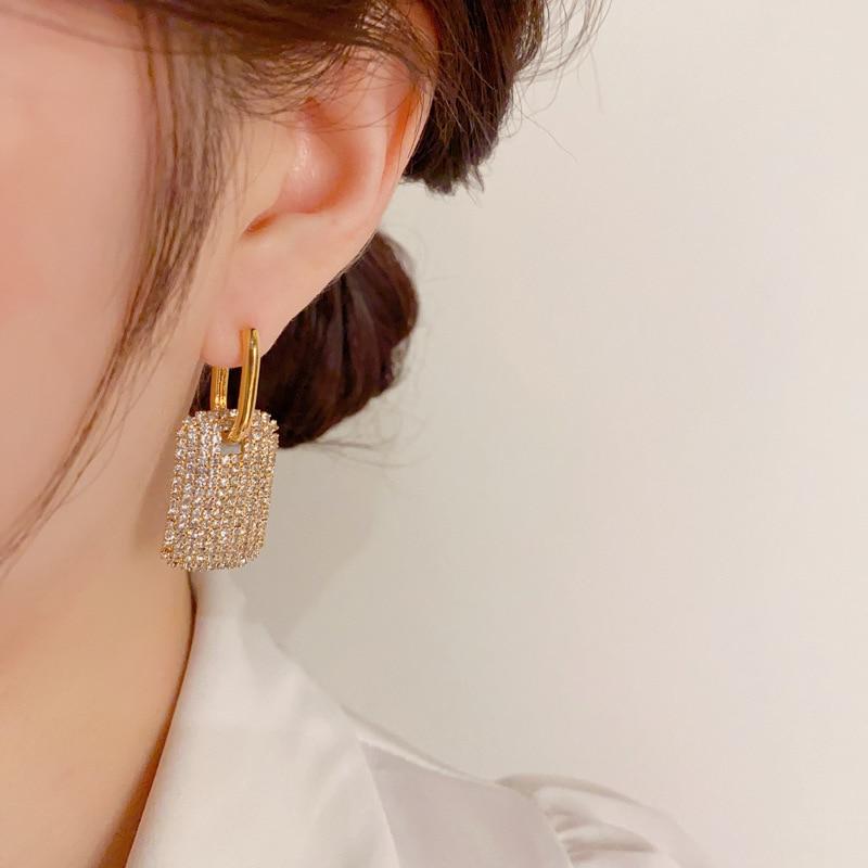 Pinkdudu Fashion 2 Color Square Hoop Earrings Romantic Light Luxury Inlaid Zircon Geometric Earring for Women Jewelry PD1477