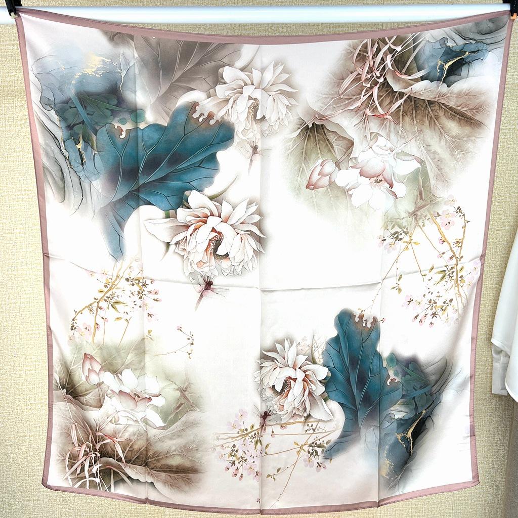 Guochao Chinese Landscape Painting Lotus Flower Versatile 100 Mulberry Silk Square Scarf Thin Shawl Women'S Silk Scarf Silk Scarf