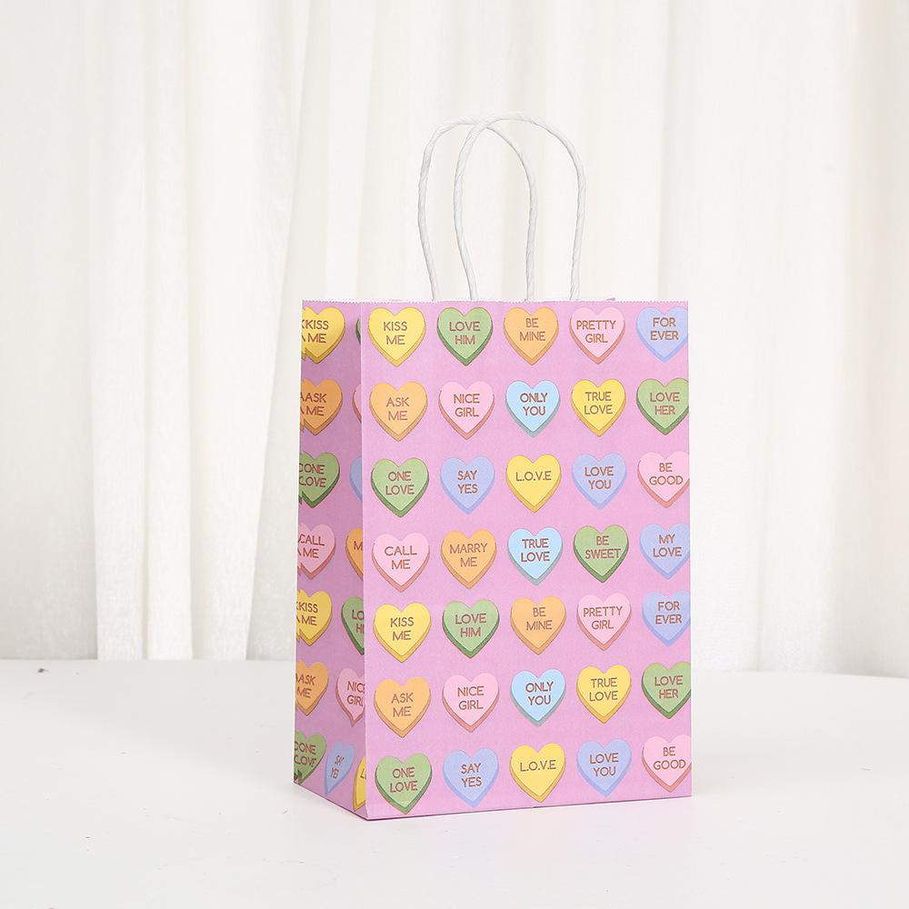 

12/30pcs Valentine Hearts Kraft Paper Tote Bags Recyclable Gift Bags for Wedding Parties and Markets Packing Candy Cake 30pcs&15x8x21cm