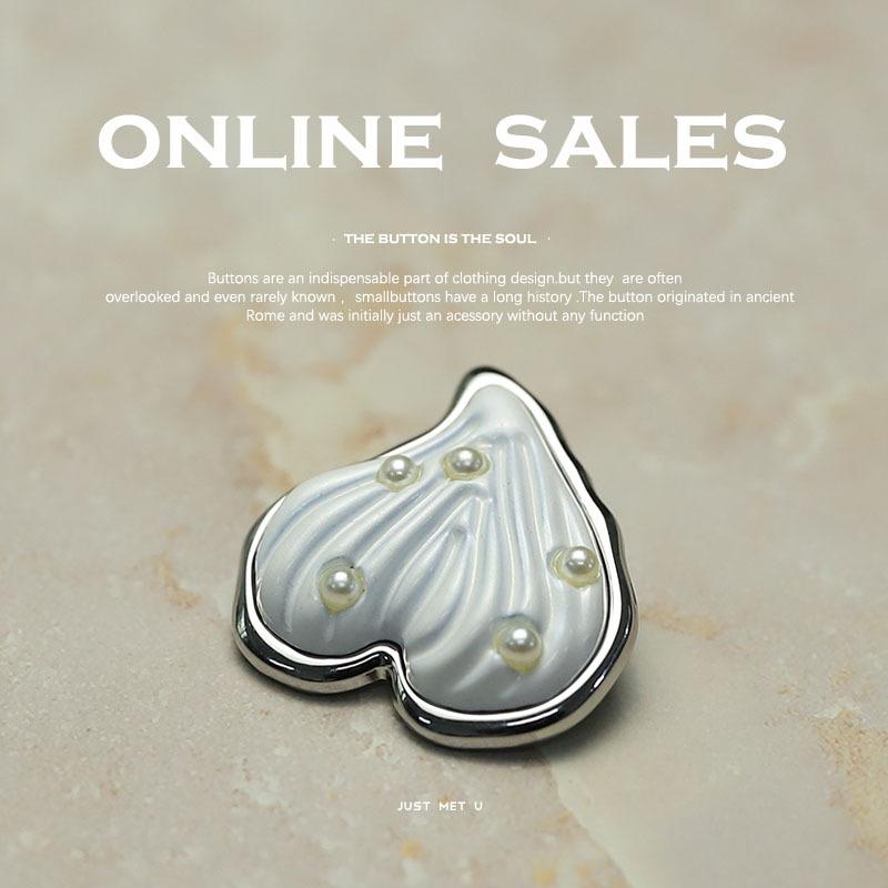 6pcs/Lot Apparel Accessories Clothing Hearts Metal Buttons For Decoration Diy Crafts Supplies Needlework Decorative Sewing Items