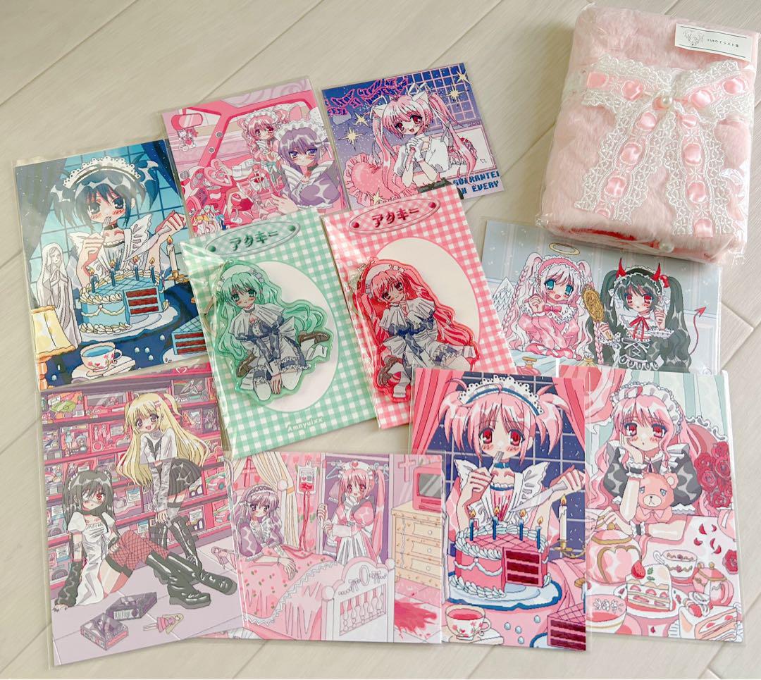 

[Б/У] Иллюстратор YUI Коллекция иллюстраций Акриловый брелок Открытка