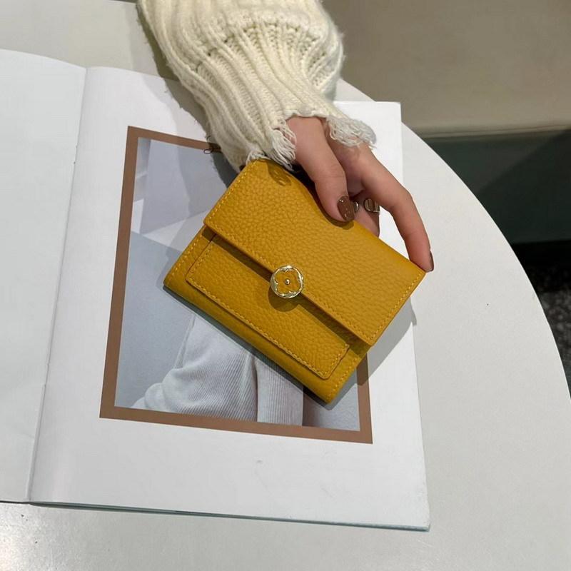Fashion First-layer Cowhide Women's Wallet 2026 New Large-capacity Leather Multi-card Wallet Solid Color Change Bag