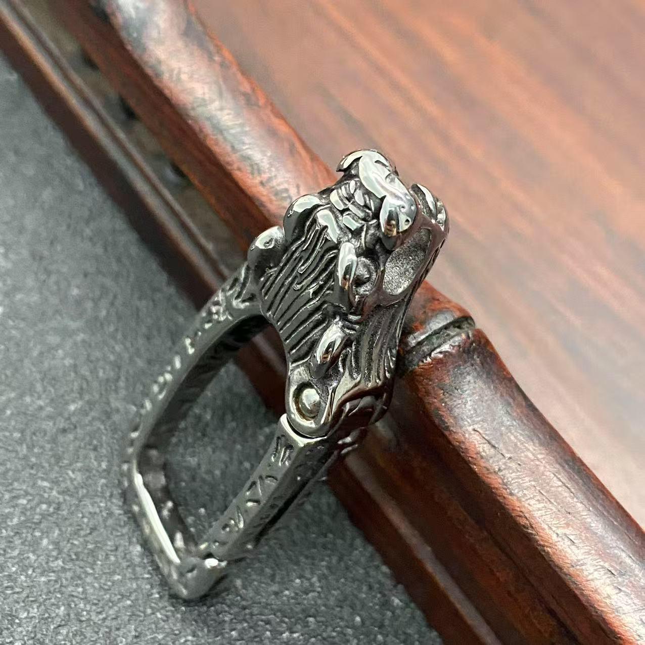 Stylish Stainless Steel Car Pendant Keychain for Men