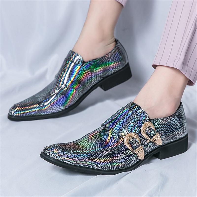 New Fashion Men's Charm Green Gold Pointed Mirror Snakeskin Leather Shoes Male Dress Wedding Prom Homecoming Loafers Footwear